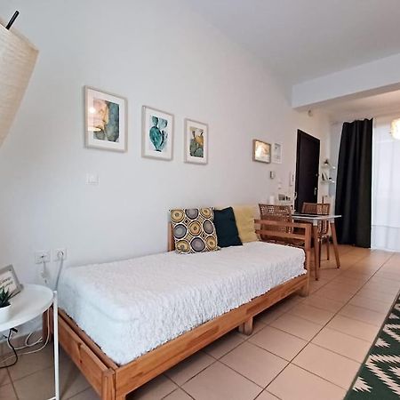 Comfy City Hideaway Каламата Экстерьер фото