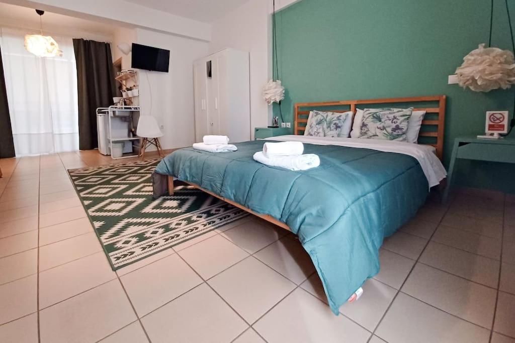 Comfy City Hideaway Каламата Экстерьер фото