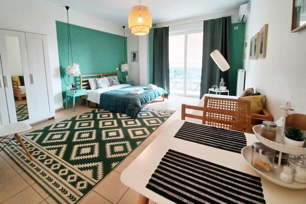 Comfy City Hideaway Каламата Экстерьер фото
