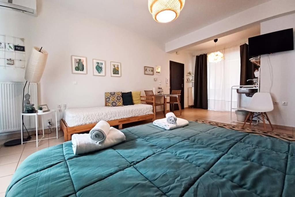 Comfy City Hideaway Каламата Экстерьер фото